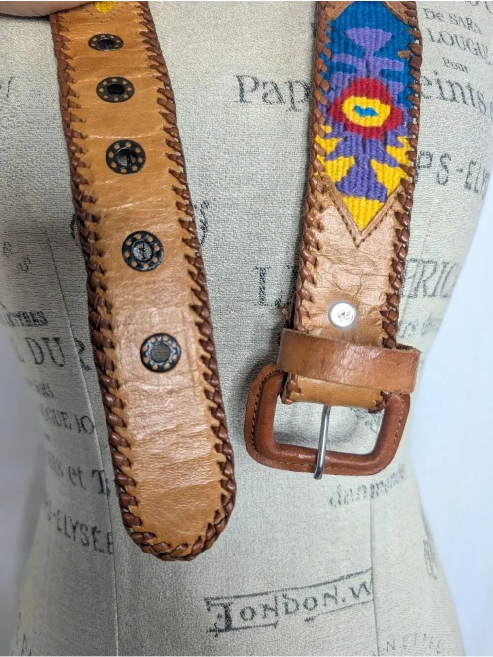 Vintage 90s Guatemalan Indigenous Belt 34 Medium Tan Leather